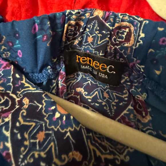 Renee C Vause Off The Shoulder Top - Picture 4 of 4